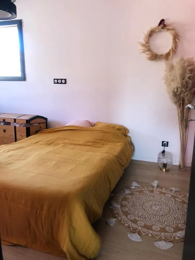Villa Piscine 6 Personnes Meyzieu 0*,