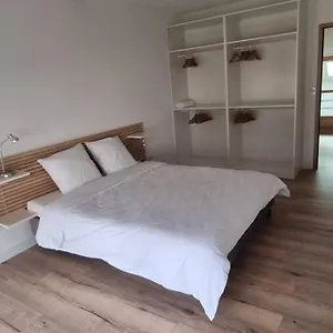  Appartement Maison De Toute Equipee France